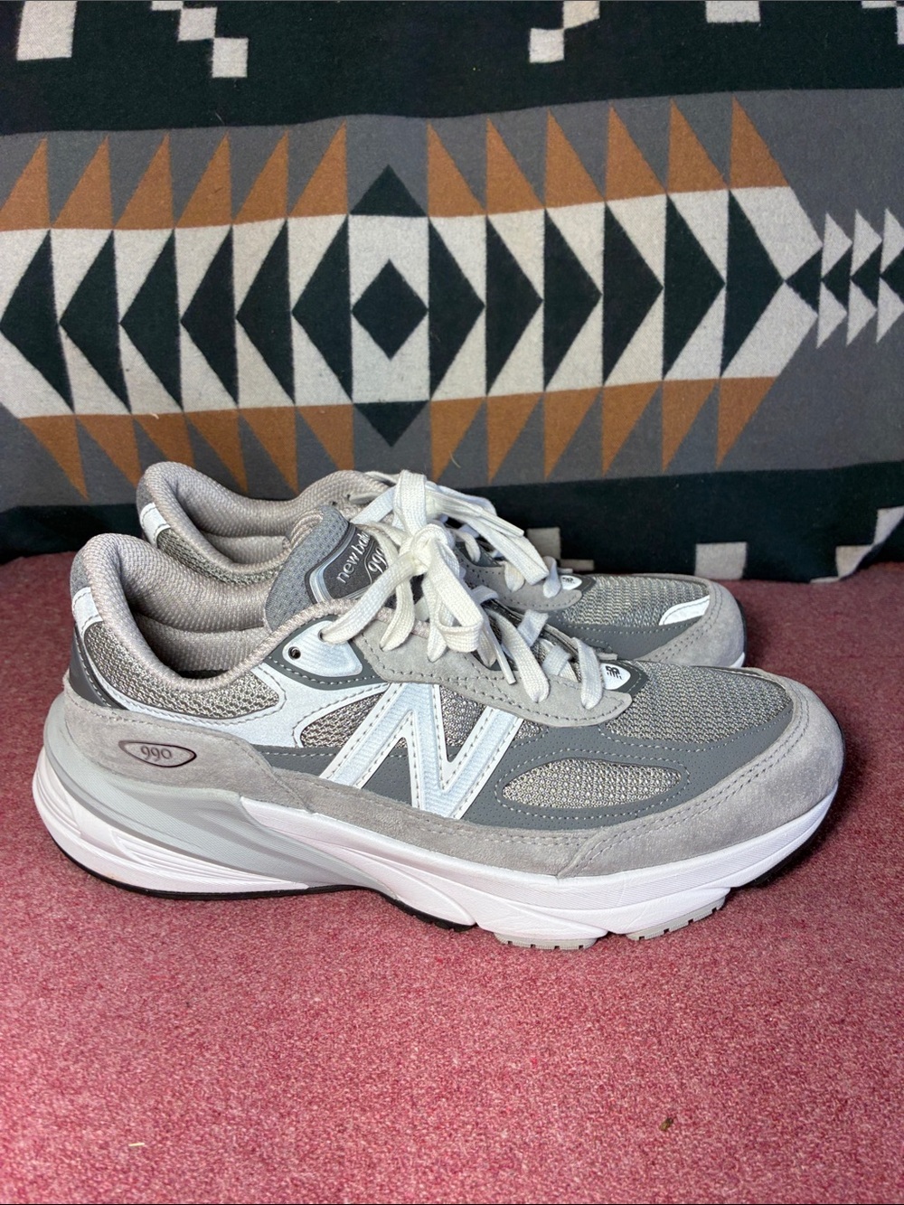 NEW BALANCE 990 V6